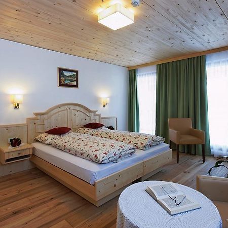 Hotel Monte Paraccia 圣维吉利奥 外观 照片