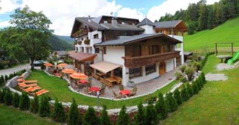 Hotel Monte Paraccia 圣维吉利奥 外观 照片