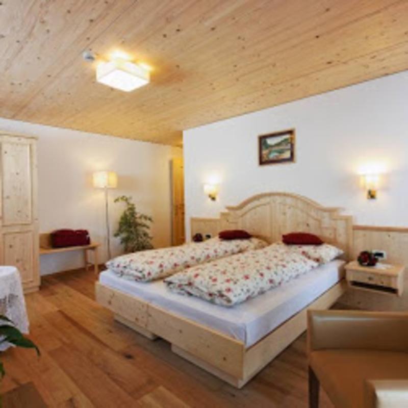 Hotel Monte Paraccia 圣维吉利奥 外观 照片